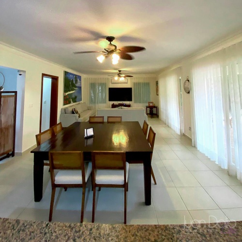 Villa de 2 Niveles en Metro Country Club,Juan Dolio, San Pedro de Macorís, 4 Bedrooms,4 Bathrooms,Villa,Venta