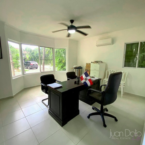 Villa de 2 Niveles en Metro Country Club,Juan Dolio, San Pedro de Macorís, 4 Bedrooms,4 Bathrooms,Villa,Venta