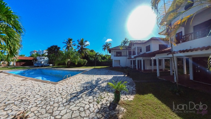 Complejo de 3 Villas en Juan Dolio en Venta,Juan Dolio, San Pedro de Macorís, 3 Bedrooms,2 Bathrooms,Villa,Venta